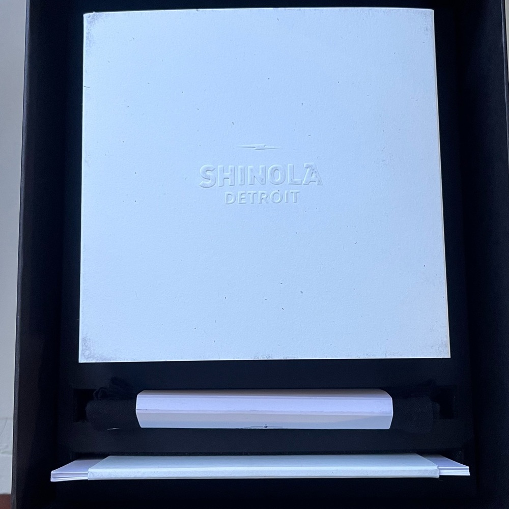 Shinola x Georgia O’Keeffe Limited Edition Birdy Watch - NEW - Picture 10 of 11